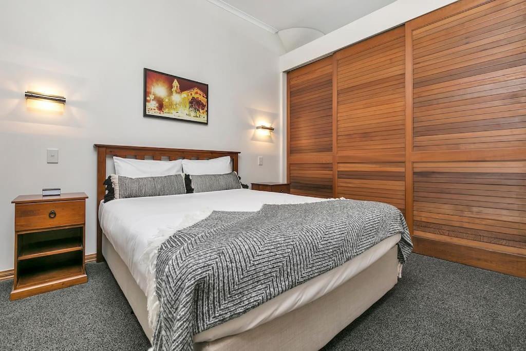 Spacious One Bedroom Apartment On Princes Wharf Auckland Exterior foto